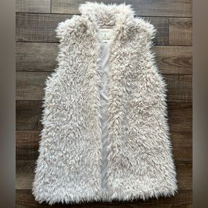Faux Fur Vest Ashley by 26 International Women’s Large